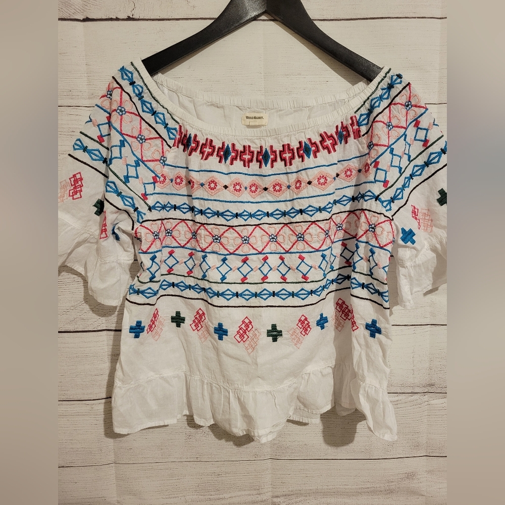 World Market Peasant Blouse Women Sz S/M Floral Embroidered Lightweight Boho Top